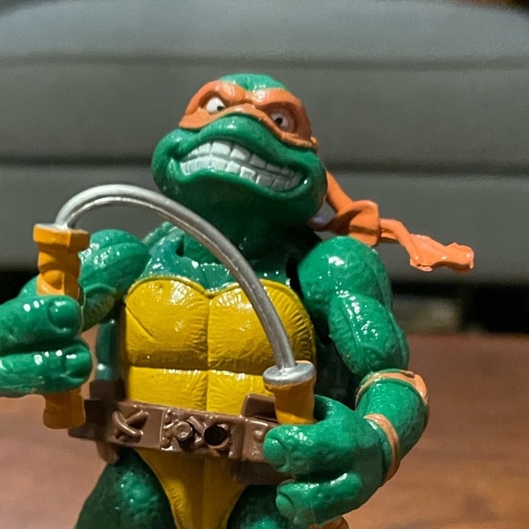🔥 Michelangelo Teenage Mutant Ninja Turtles TMNT Action Figure Cowabunga!! 🔥 - Picture 3 of 6